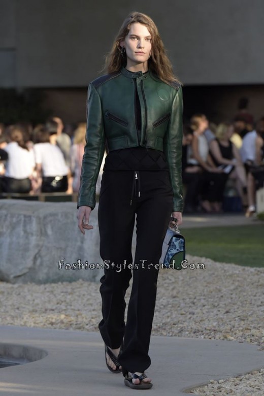 Louis Vuitton Cruise Resort Collection 2016 (8) Louis Vuitton Cruise Resort Collection 2016 (8)