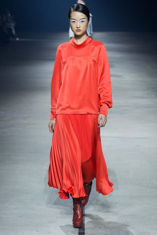 orange-runway-looks-from-fall-05-kenzo