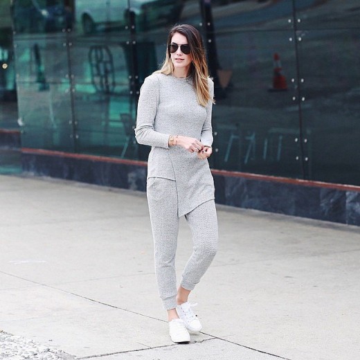 Groutfits One Interesting Detail Like Asymmetric Top Have