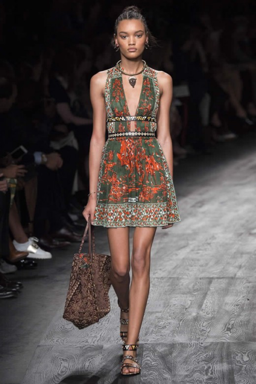 Valentino_Spring_RTW_2016_14