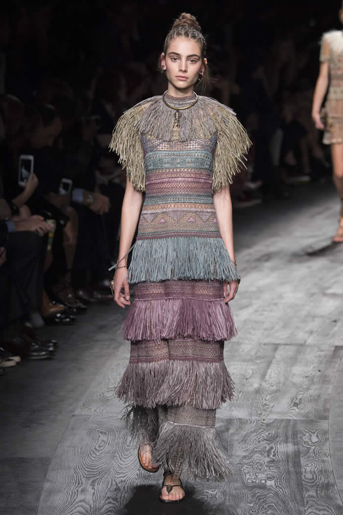valentino spring 22