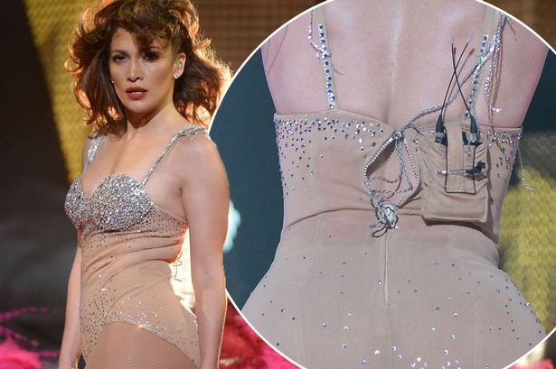 Wardrobe Malfunction: Jennifer Lopez’s Zipper Busts Open Pictures