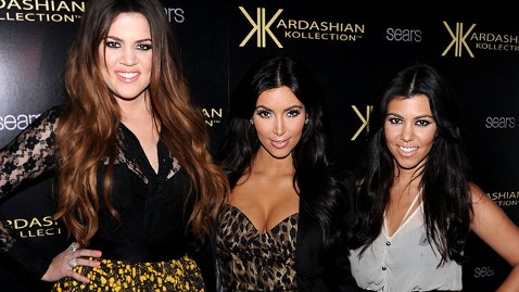 Kardashian Sisters all Gather at Hospital for Lamar Odom Birthday Party-lead3
