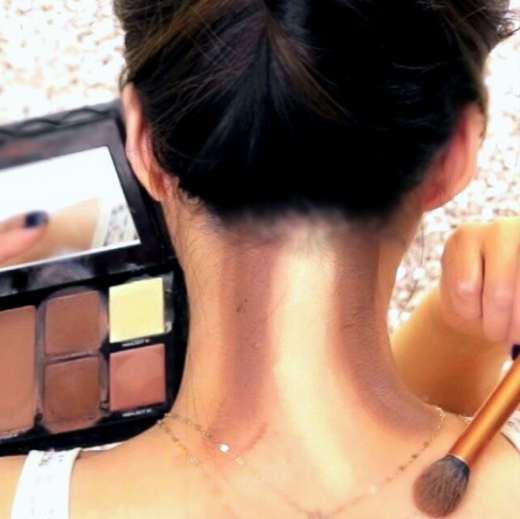 Neck Contouring added in makeup