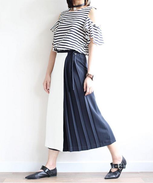 Pleats Please How to Wear This Summer Breeziest Trend