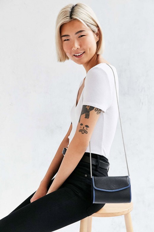 kimchi-blue-mini-chain-pouch-bag