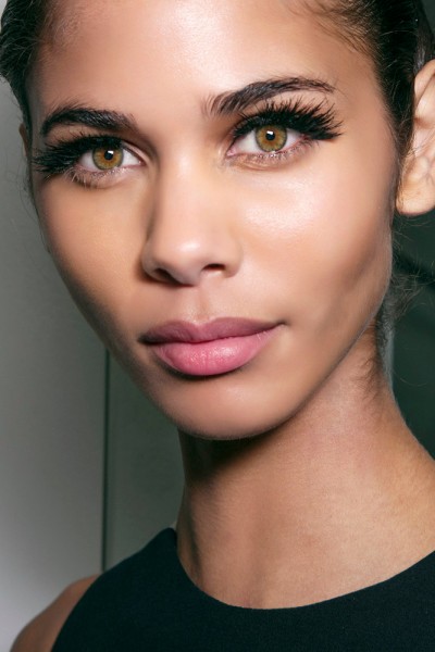 pamella-rolland-spring-2015-thick-eyelashes