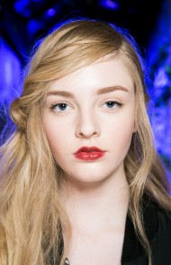 thumbs_27-jenny-packham-fall-2017-tousled-half-updo-just-bitten-red-lipstick