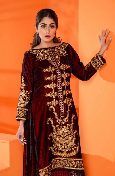 Al-Zohaib-Embroidered-Velvet-dresses-1 Al-Zohaib-Embroidered-Velvet-dresses-1