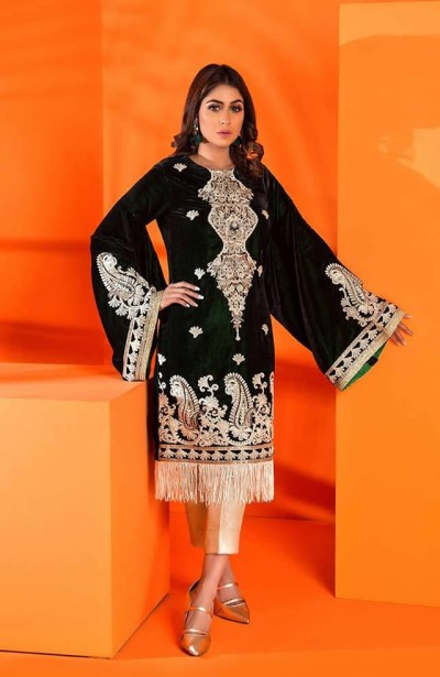 Al-Zohaib-Embroidered-Velvet-dresses-12