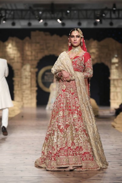 Anaya-by-Kiran-Chaudhry-formal-collection