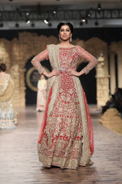 Anaya-by-Kiran-Chaudhry-partywear